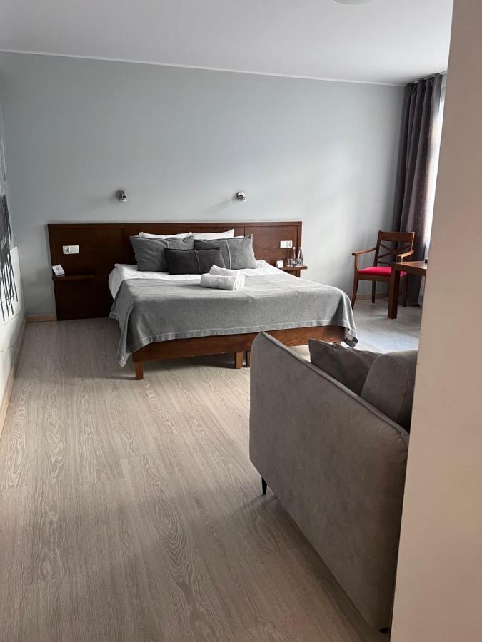 Bed & Breakfast Kamienica 22 Stare 2*